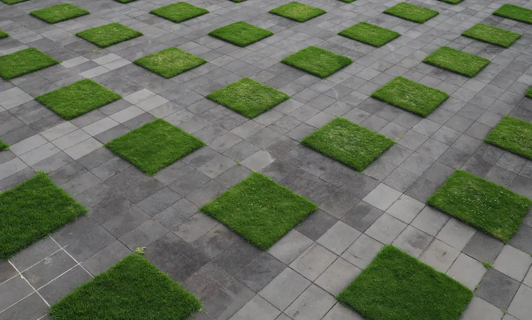 Expert Tips for Choosing the Best Artificial Grass