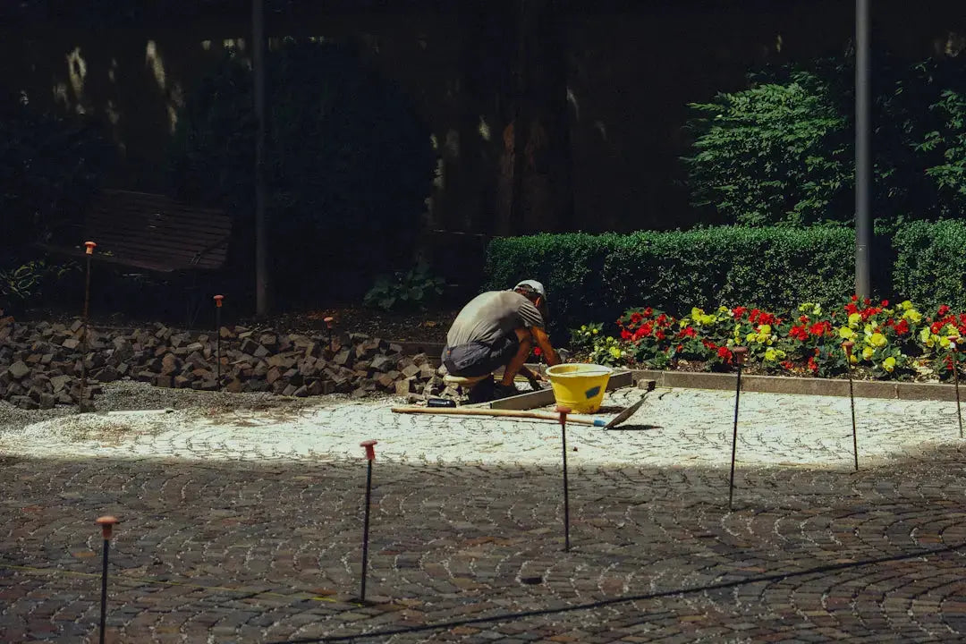 Choosing the Right Contractor for Your Landscaping Project